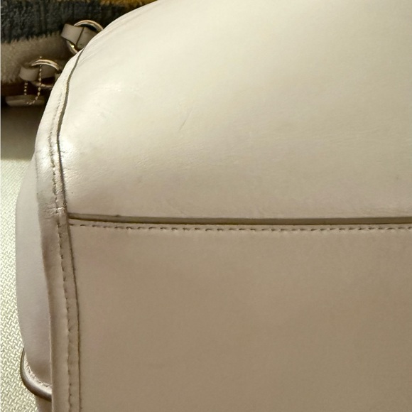 Coach Madison Carlyle Shoulder Bag Chalk Leather F37637 Hobo Tote Purse - Picture 10 of 15